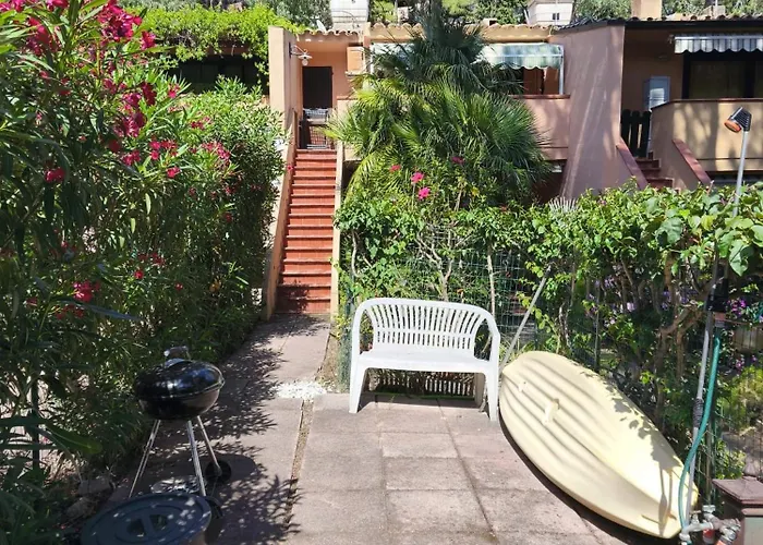 Roro's House - With Terrace 100m From The - Pinus Village Fort Village